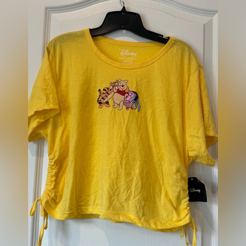 Juniors XXXL Disney Yellow T-Shirt with Winnie the Pooh Print